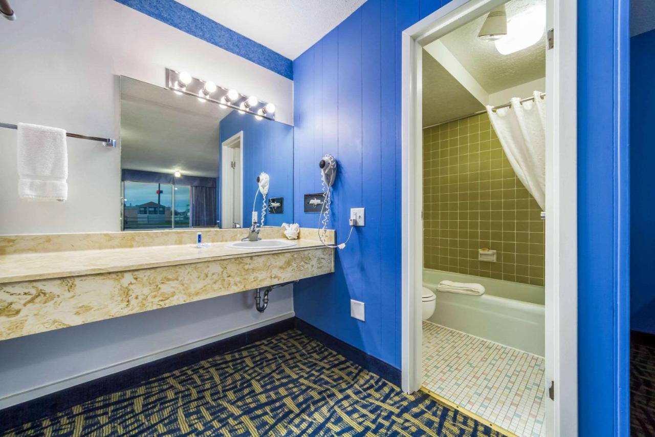 Hospitality Inn North Platte Bagian luar foto